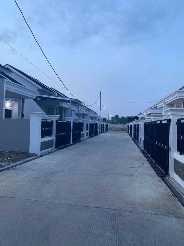 rumah siap huni pinggir jalan raya batursari mranggen