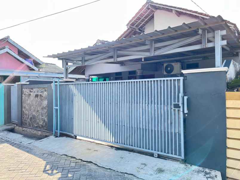 rumah strategis di way hui tanah luas 156m shm
