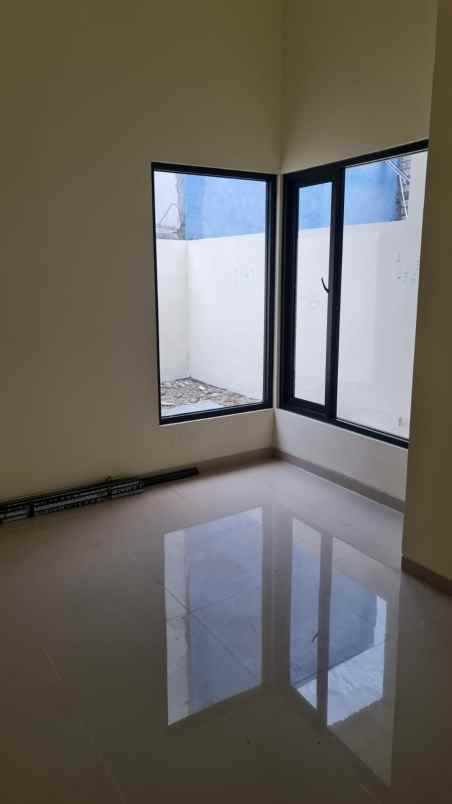 rumah tambak medokan ayu model mezzanine siap huni