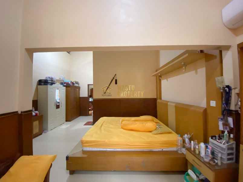 rumah tanah luas dekat malioboro strategis shm