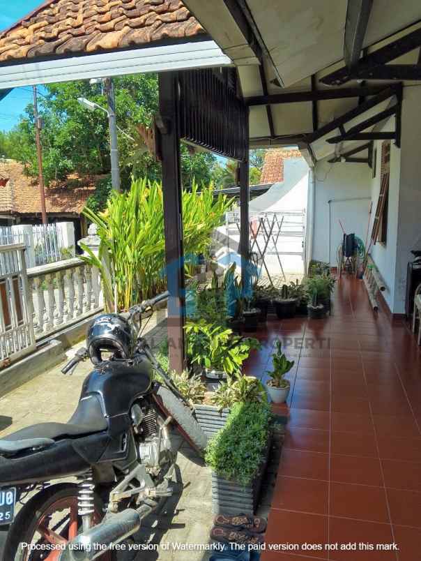 rumah terawat cihanjuang cimahi lt luas murah