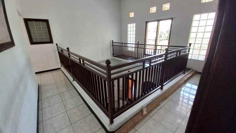 rumah tinggal lokasi nyaman tidak bising