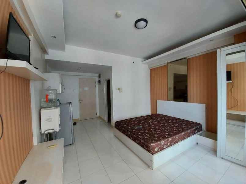 sewa apartemen berkeley uc universitas ciputra
