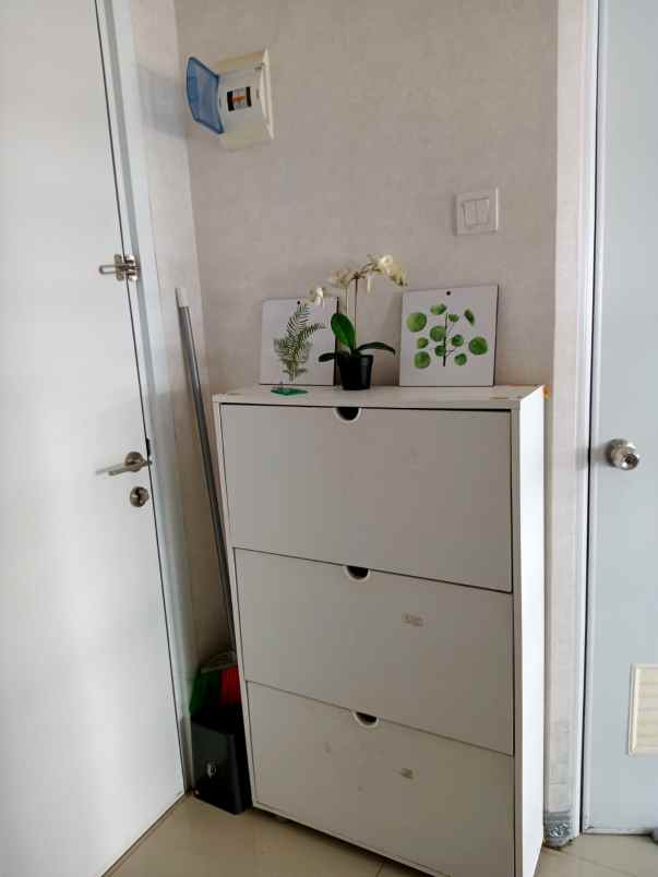 sewa apartment green pramuka city bangunan diatas mall