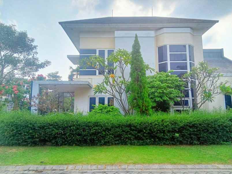 sewa rumah prambanan surabaya barat