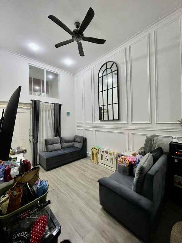 take over 215jt dekat tol di pancoran mas depok