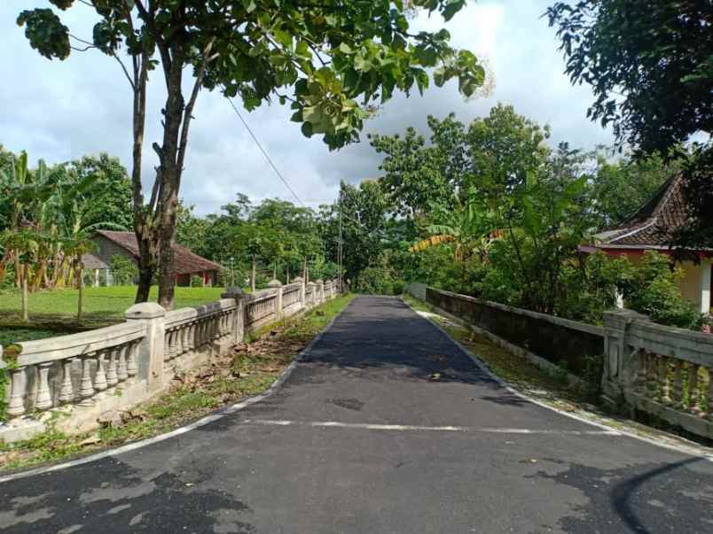 tanah kerjo karanganyar telp wa