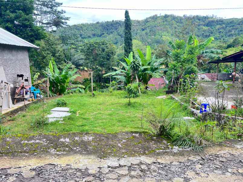 tanah strategis 285 juta timur pasar kemuning