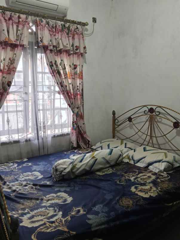 turun harga rumah harapan indah 1 1m 3 kt luas nyaman