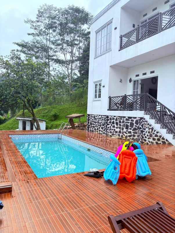 vila cantik di banjaran
