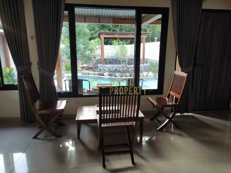 villa luas di pakem strategis dekat suraloka zoo