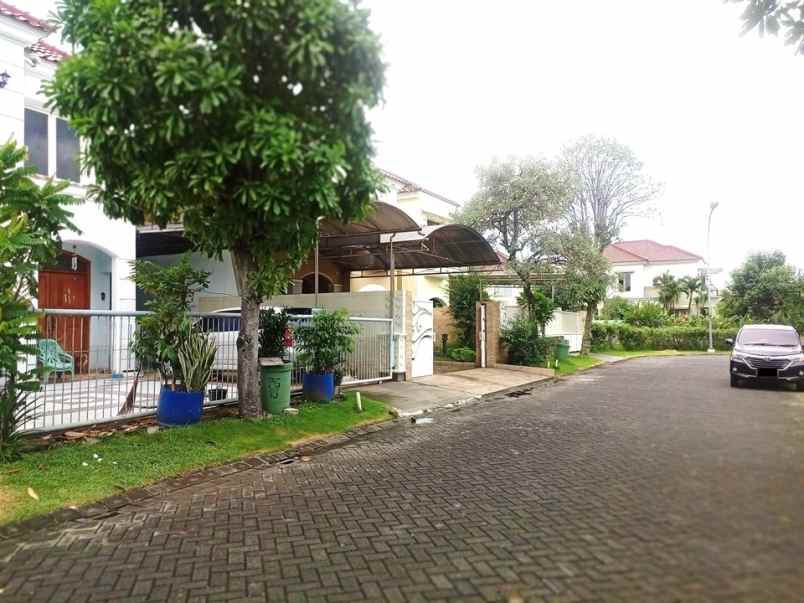 wisata bukit mas luxury dekat royal residence wiyung