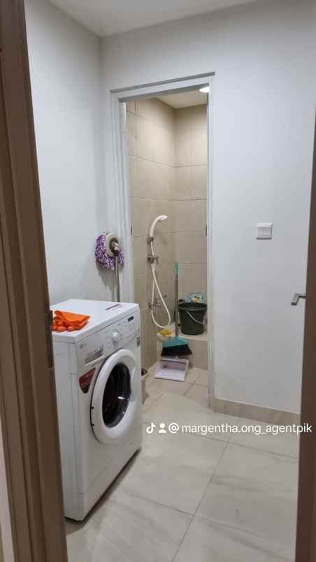 apartemen gold coast pik full furnished middle zone