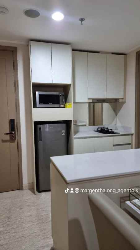 apartemen gold coast pik full furnished middle zone