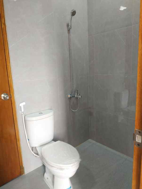 dekat bintaro rumah mewah strategis harga terjangkau