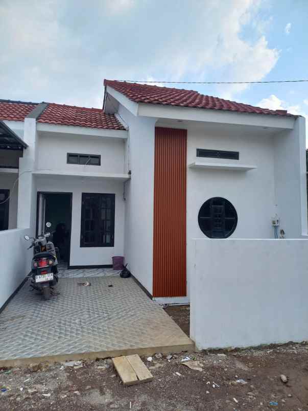 dekat kota nyaman ekonomis