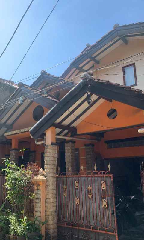 dijual 1 unit rumah