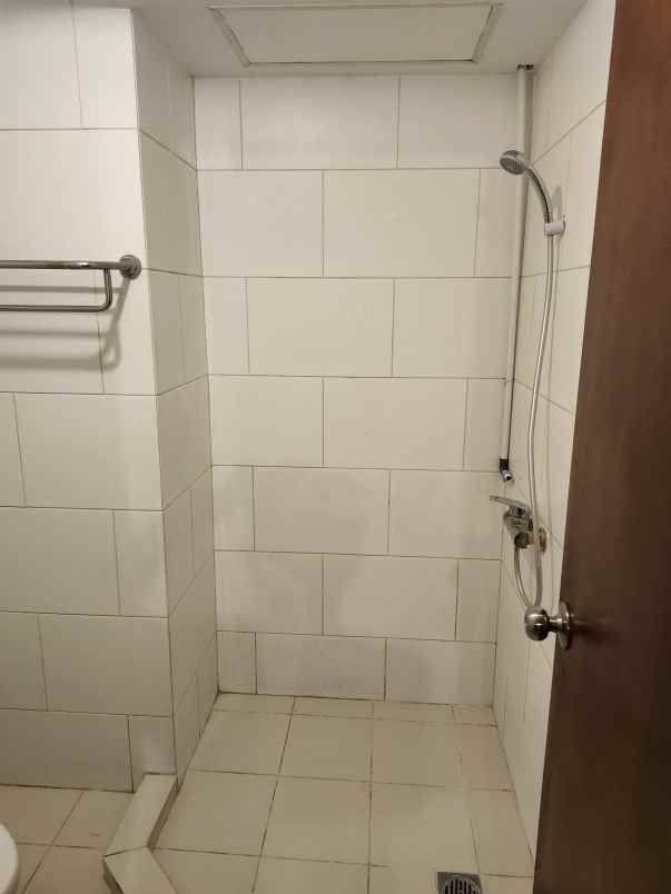 dijual apartemen 675000000