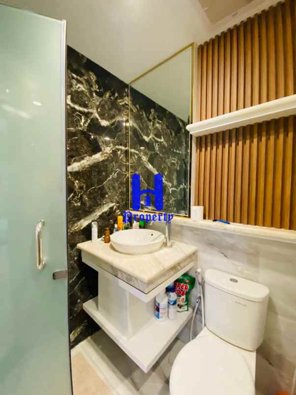 dijual apartemen apartemen podomoro city