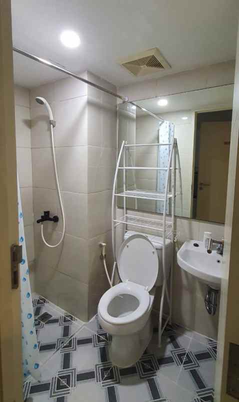 dijual apartemen apartemen tanglin pakuwon