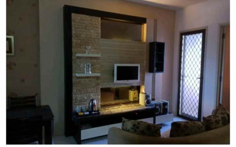 dijual apartemen pakuwon city surabaya