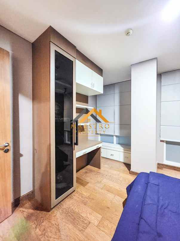 dijual cepat condominium lux the reiz condo medan