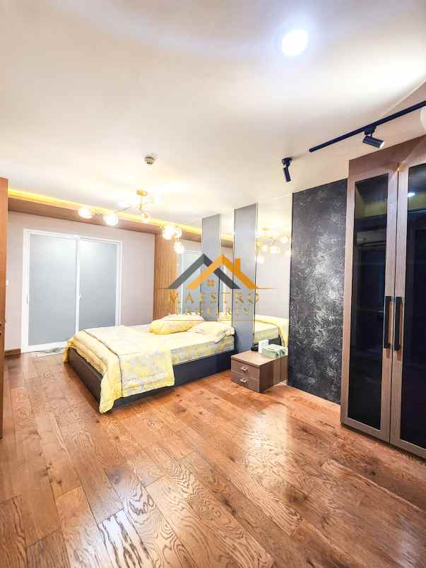 dijual cepat condominium lux the reiz condo medan