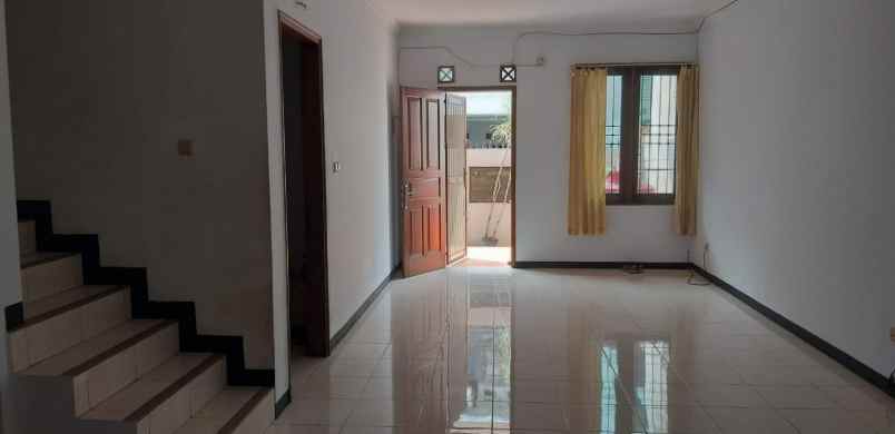 dijual cepat rumah siap huni di kayu putih jakarta
