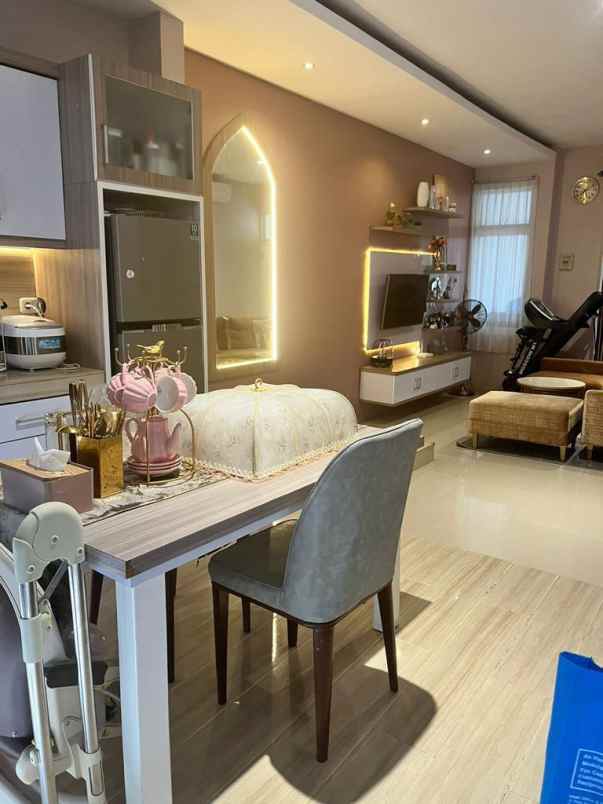 dijual cepat rumah tinggal cinangka sawangan depok