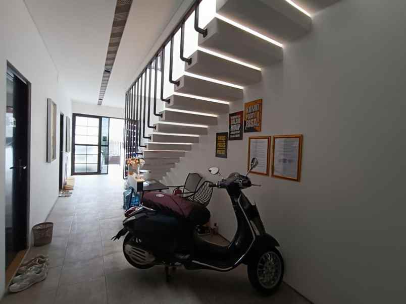 dijual kos eksekutif di colomadu karanganyar