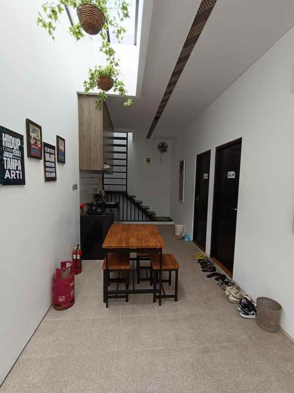 dijual kos eksekutif di colomadu karanganyar