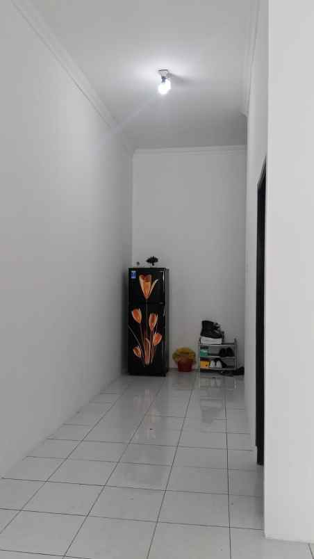 dijual kost di parang barong tlogosari semarang
