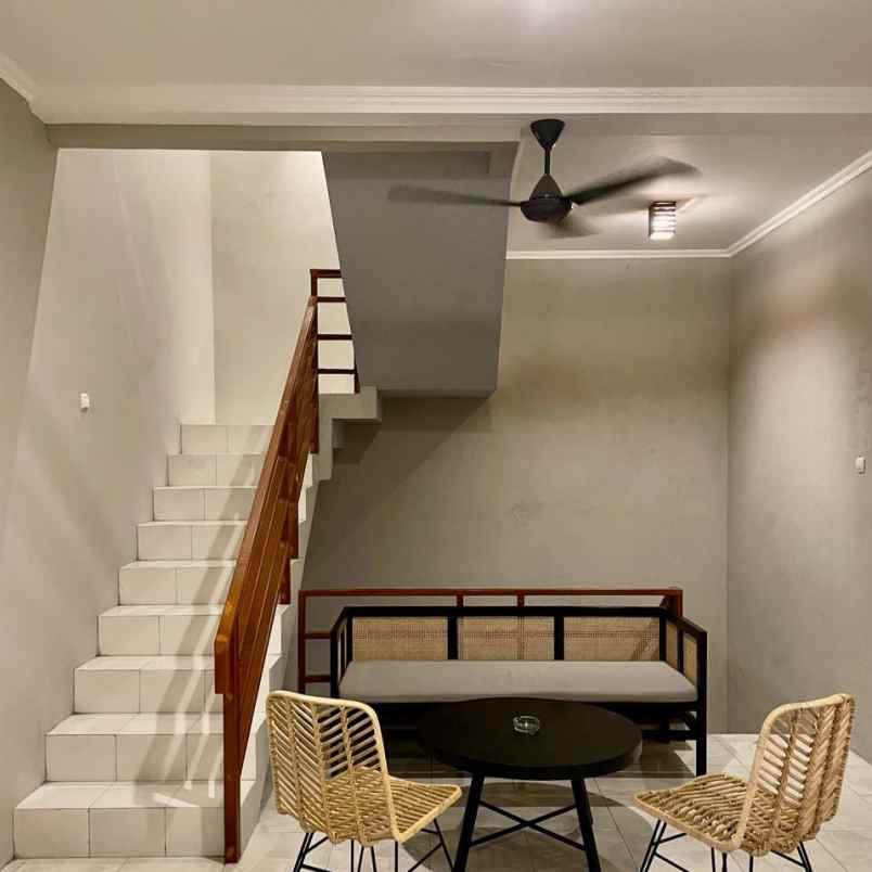 dijual kost kampus unud