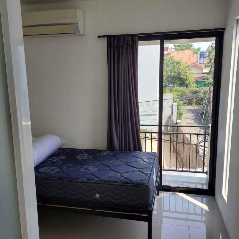 dijual kost mampang prapatan