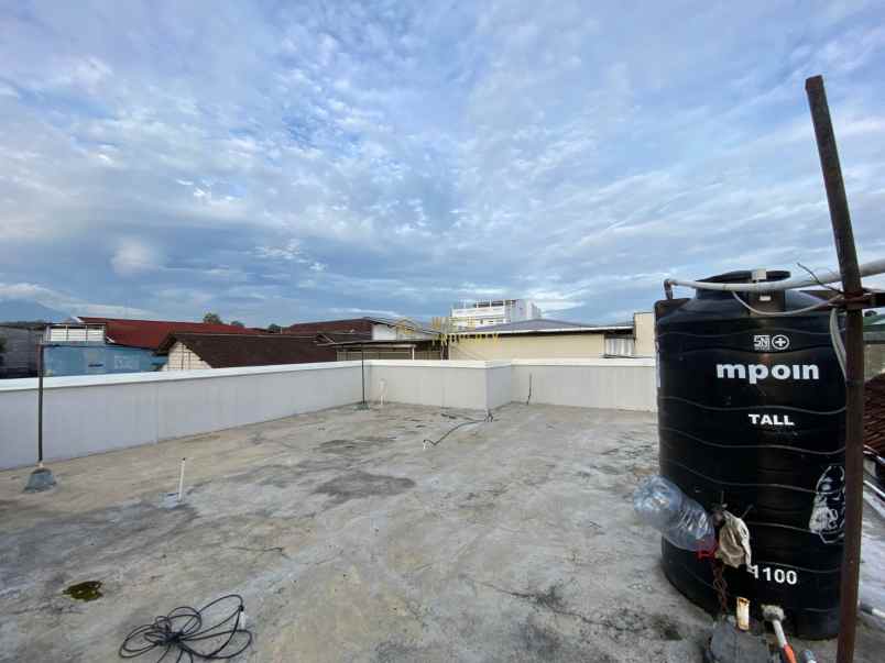 dijual kost mewah siap huni dekat kampus uii jakal