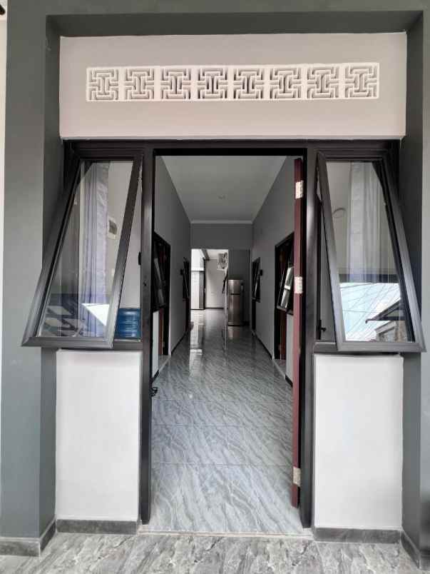 dijual kost ngagel mulyo