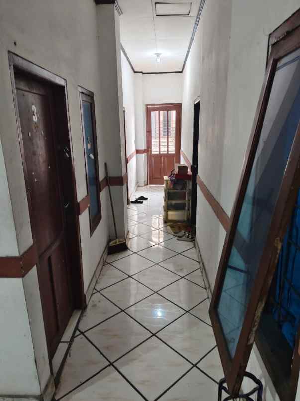 dijual kost tomang