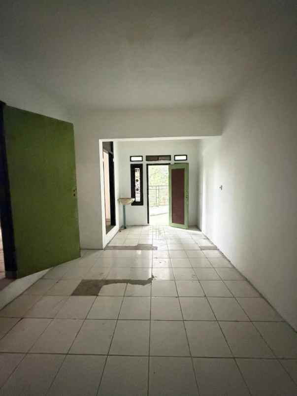 dijual ruko gudang kantor babakan surabaya