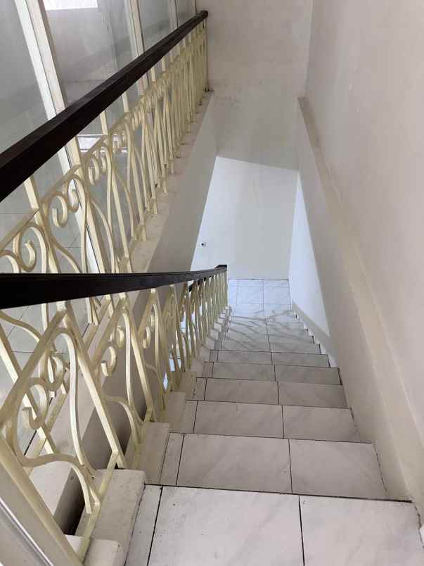 dijual ruko gudang kantor citra garden sidoarjo
