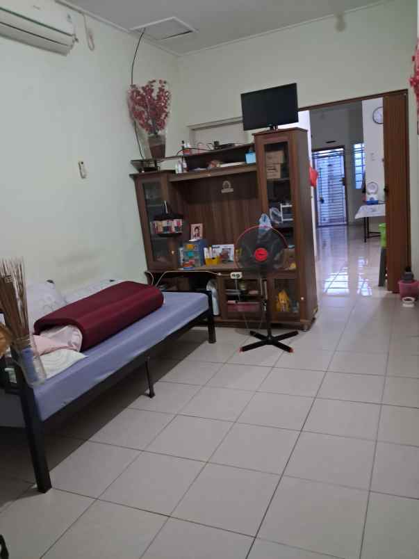 dijual ruko gudang kantor de residence