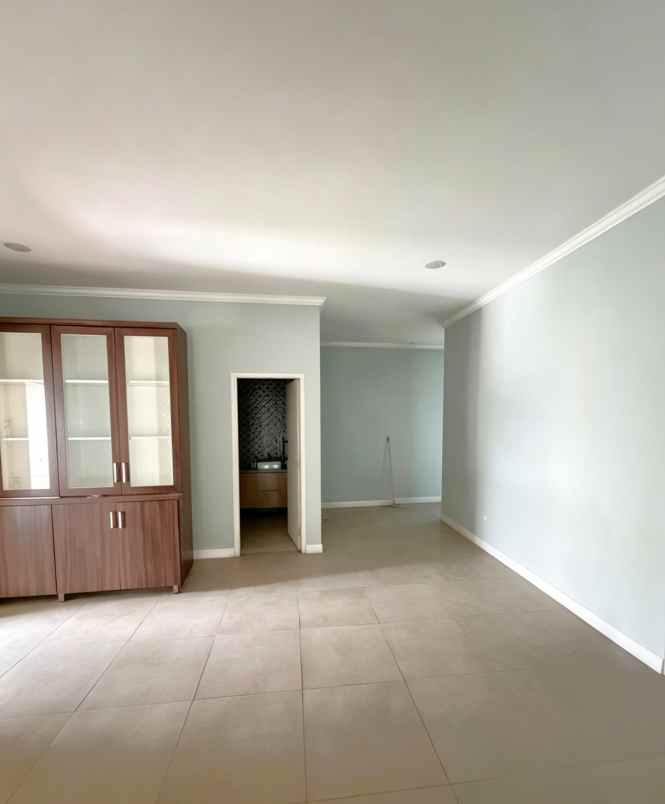 dijual ruko gudang kantor eramas
