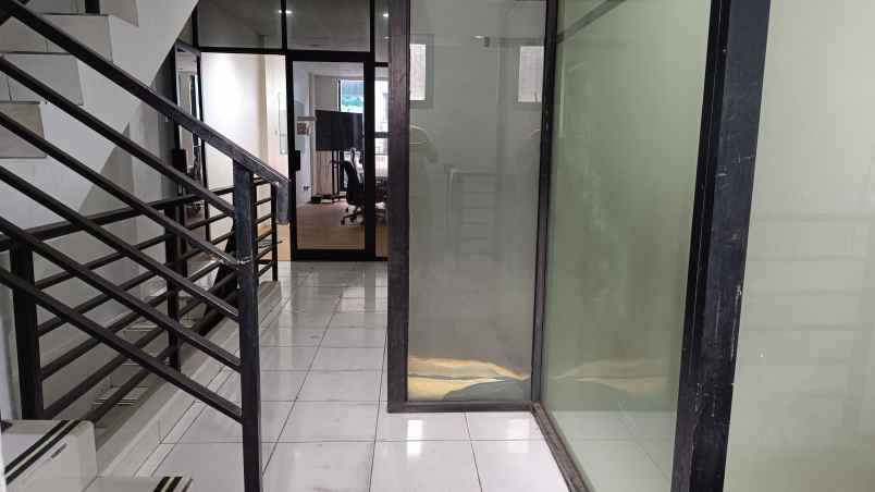 dijual ruko gudang kantor fatmawati
