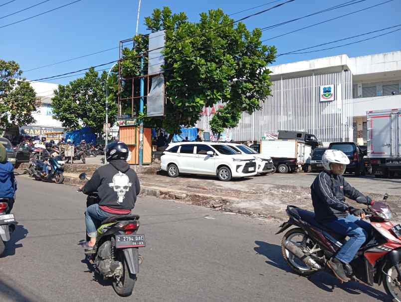 dijual ruko gudang kantor jalan raya kamojang