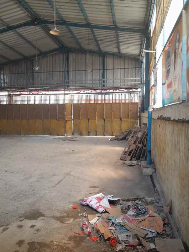 dijual ruko gudang kantor jl pahlawan revolusi aren