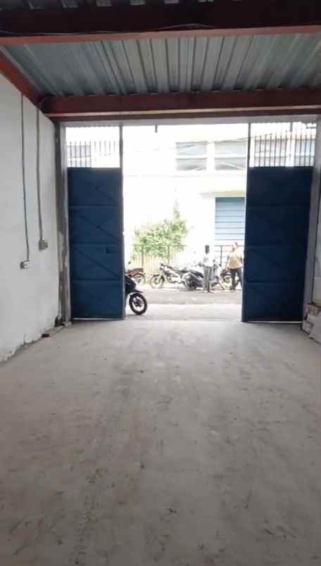 dijual ruko gudang kantor kedinding