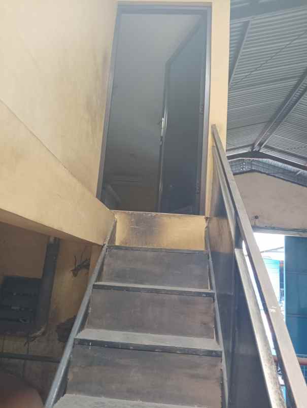 dijual ruko gudang kantor margomulyo permai