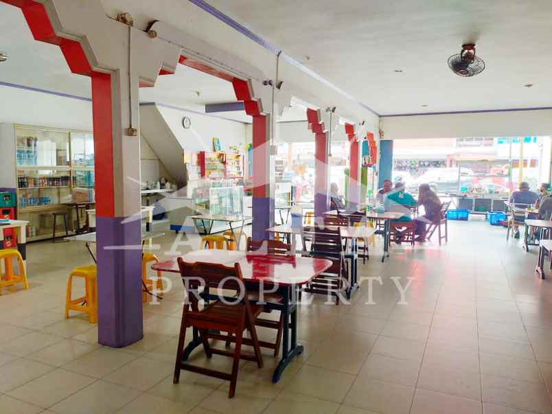 dijual ruko jalan gajahmada kota pontianak