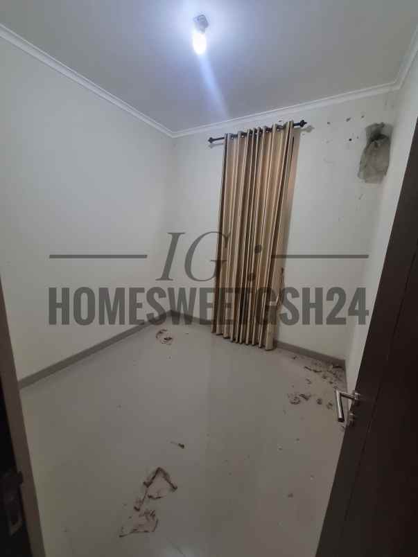 dijual rumah 2 lantai di gunung sindur