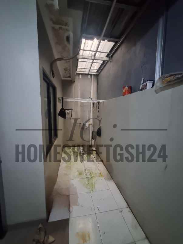 dijual rumah 2 lantai di gunung sindur