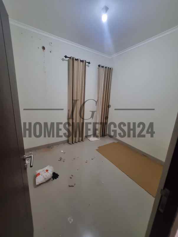 dijual rumah 2 lantai di gunung sindur